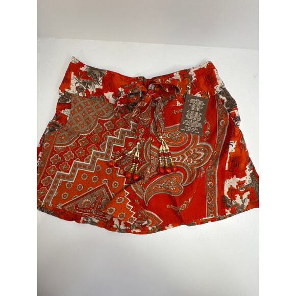 Bohemian Red Paisley Patchwork Shorts with Tassel Bead Accents Festival Style - Picture 3 of 5